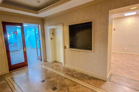 Propiedad comercial en alquiler en North Port, Florida, 450.02 m2 № 1026045 - foto 7