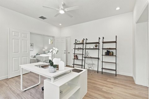 Casa en venta en Orlando, Florida, 6 dormitorios, 451.23 m2 № 2393371 - foto 28