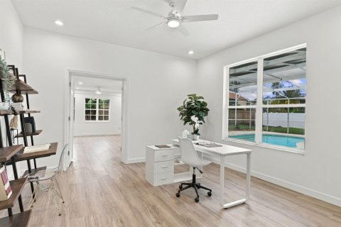 Casa en venta en Orlando, Florida, 6 dormitorios, 451.23 m2 № 2393371 - foto 27
