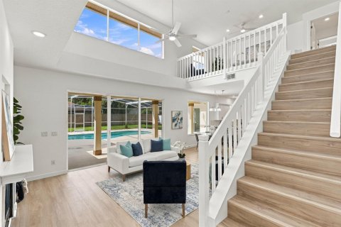 Casa en venta en Orlando, Florida, 6 dormitorios, 451.23 m2 № 2393371 - foto 11