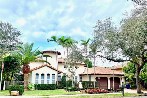 Снять в аренду виллу или дом в Майами-Лейкс, Флорида 4 спальни, 234.39м2, № 1957138 - фото 1