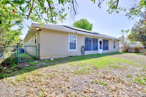 House in Sebring, Florida 3 bedrooms, 171.59 sq.m. № 2046454 - photo 28