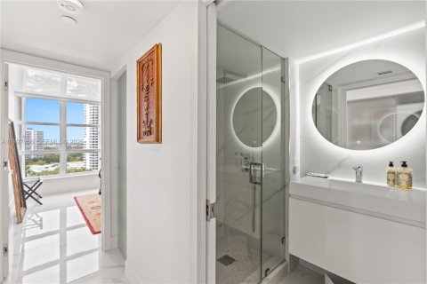 Copropriété à louer à Aventura, Floride: 2 chambres, 126.44 m2 № 2060793 - photo 18