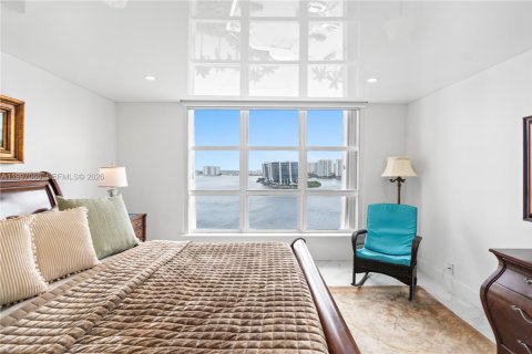 Copropriété à louer à Aventura, Floride: 2 chambres, 126.44 m2 № 2060793 - photo 25