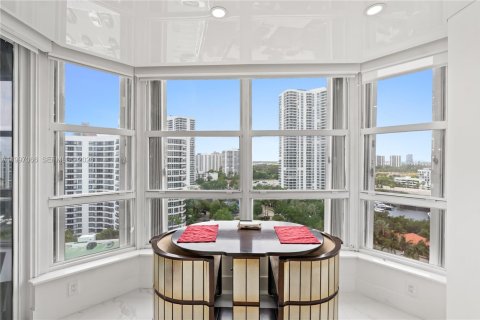 Copropriété à louer à Aventura, Floride: 2 chambres, 126.44 m2 № 2060793 - photo 15