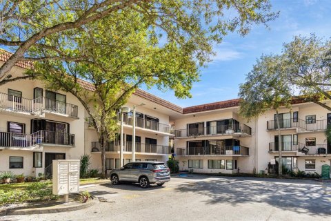 Copropriété à vendre à Davie, Floride: 2 chambres, 111.48 m2 № 2028336 - photo 24