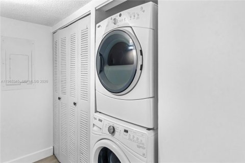 Copropriété à vendre à Davie, Floride: 2 chambres, 111.48 m2 № 2028336 - photo 14