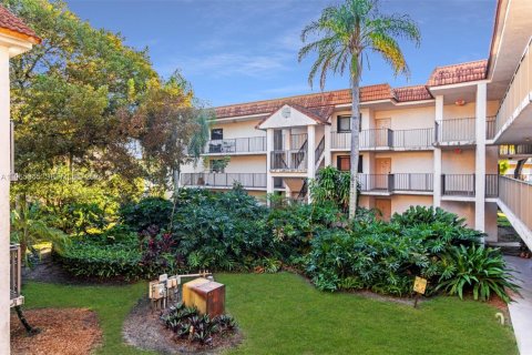 Copropriété à vendre à Davie, Floride: 2 chambres, 111.48 m2 № 2028336 - photo 13