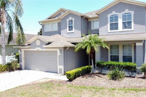 House in Davenport, Florida 5 bedrooms, 299.24 sq.m. № 1757173 - photo 2