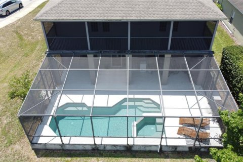 House in Davenport, Florida 5 bedrooms, 299.24 sq.m. № 1757173 - photo 3