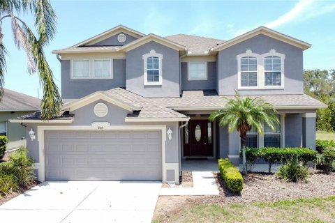 House in Davenport, Florida 5 bedrooms, 299.24 sq.m. № 1757173 - photo 1