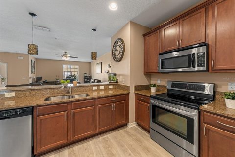 Touwnhouse à vendre à Lake Mary, Floride: 3 chambres, 176.7 m2 № 1824632 - photo 18