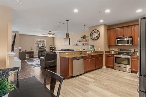 Touwnhouse à vendre à Lake Mary, Floride: 3 chambres, 176.7 m2 № 1824632 - photo 15