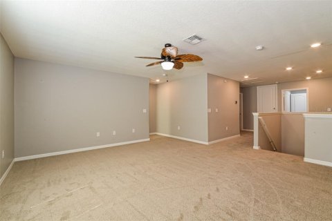 Casa en venta en Groveland, Florida, 5 dormitorios, 285.3 m2 № 2094557 - foto 27