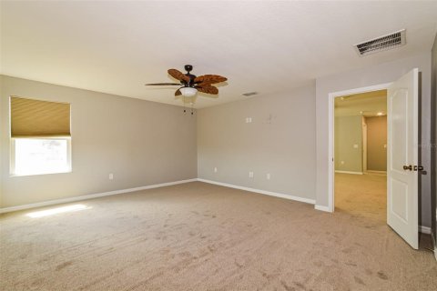 Casa en venta en Groveland, Florida, 5 dormitorios, 285.3 m2 № 2094557 - foto 15