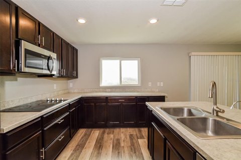 Casa en venta en Groveland, Florida, 5 dormitorios, 285.3 m2 № 2094557 - foto 11