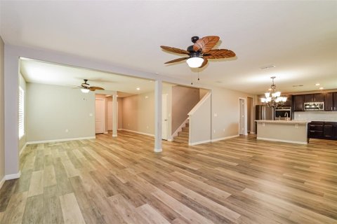 Casa en venta en Groveland, Florida, 5 dormitorios, 285.3 m2 № 2094557 - foto 7