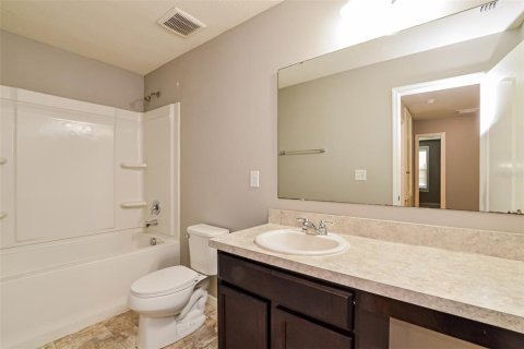 Casa en venta en Groveland, Florida, 5 dormitorios, 285.3 m2 № 2094557 - foto 29