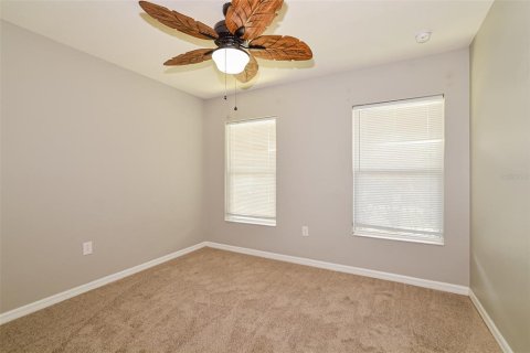 Casa en venta en Groveland, Florida, 5 dormitorios, 285.3 m2 № 2094557 - foto 25