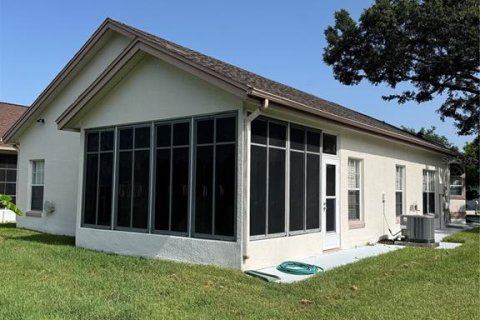 Villa ou maison à vendre à Orlando, Floride: 3 chambres, 167.13 m2 № 2226261 - photo 4
