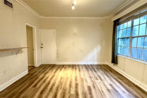 Condominio en alquiler en Miami Beach, Florida, 2 dormitorios, 82.68 m2 № 2041513 - foto 5