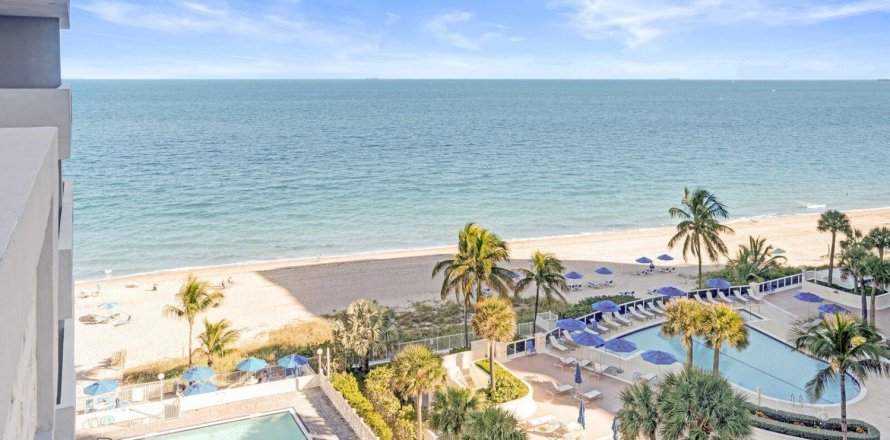 Condominio en Fort Lauderdale, Florida, 2 dormitorios  № 2189791