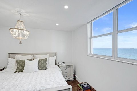 Condominio en venta en Fort Lauderdale, Florida, 2 dormitorios, 88.26 m2 № 2189791 - foto 18