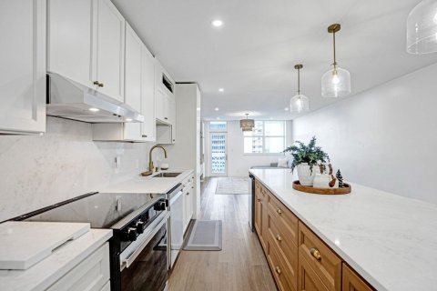 Condominio en venta en Fort Lauderdale, Florida, 2 dormitorios, 88.26 m2 № 2189791 - foto 7