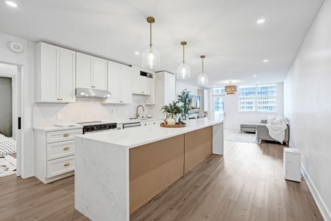 Condominio en venta en Fort Lauderdale, Florida, 2 dormitorios, 88.26 m2 № 2189791 - foto 3