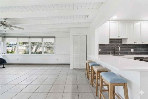 Villa ou maison à vendre à Gulfport, Floride: 3 chambres, 108.05 m2 № 2143005 - photo 3