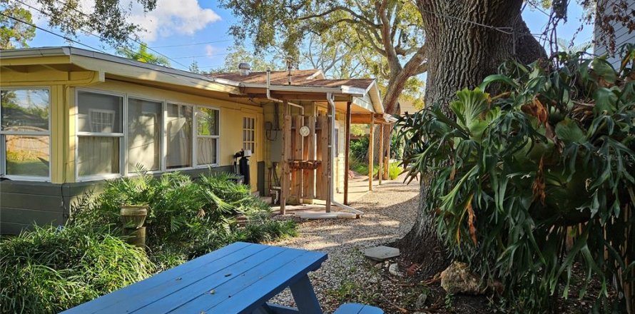 Villa ou maison à Gulfport, Floride 3 chambres, 108.05 m2 № 2143005