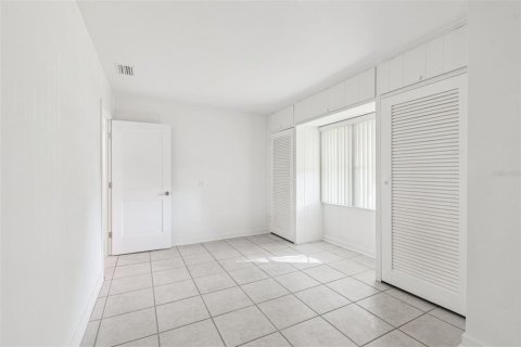 Villa ou maison à vendre à Gulfport, Floride: 3 chambres, 108.05 m2 № 2143005 - photo 16