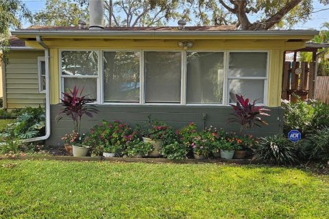 Villa ou maison à vendre à Gulfport, Floride: 3 chambres, 108.05 m2 № 2143005 - photo 27