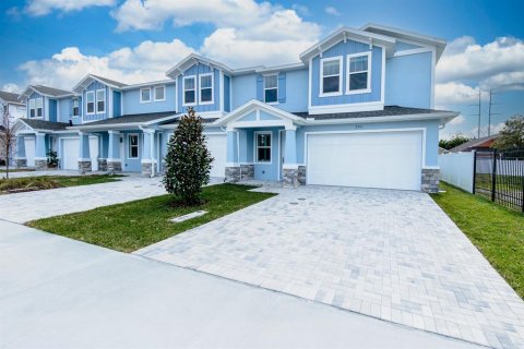 Touwnhouse à vendre à Clearwater, Floride: 4 chambres, 206.8 m2 № 2239368 - photo 3