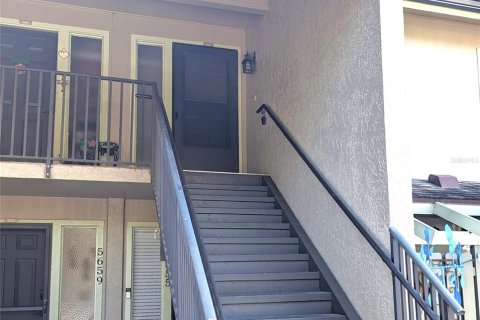 Condo in Sarasota, Florida, 2 bedrooms № 2356259