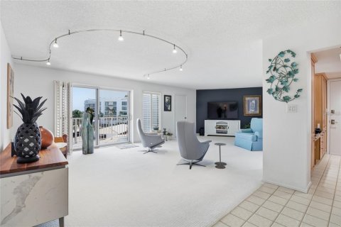 Condominio en venta en Longboat Key, Florida, 2 dormitorios, 114.73 m2 № 2196077 - foto 4