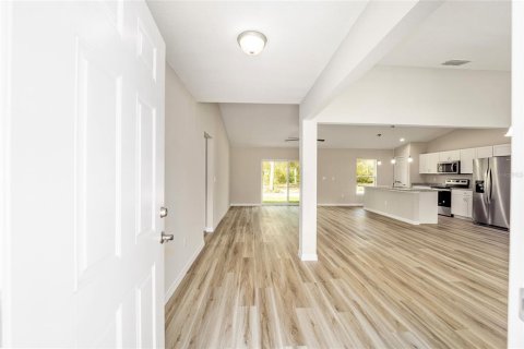 House in Dunnellon, Florida 3 bedrooms, 155.24 sq.m. № 1882895 - photo 12