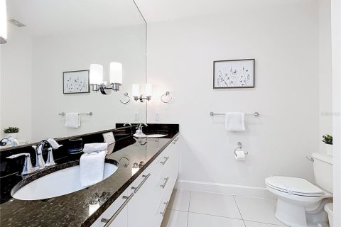 Townhouse in Clermont, Florida 3 bedrooms, 139.45 sq.m. № 2385774 - photo 17