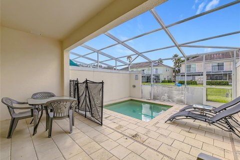 Townhouse in Clermont, Florida 3 bedrooms, 139.45 sq.m. № 2385774 - photo 19