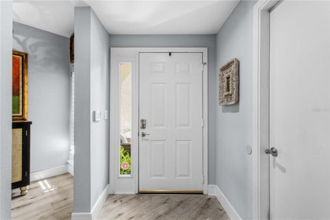 Touwnhouse à vendre à Tampa, Floride: 2 chambres, 122.72 m2 № 2305183 - photo 6