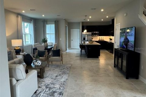 Villa ou maison à vendre à Auburndale, Floride: 3 chambres, 176.42 m2 № 2147883 - photo 6