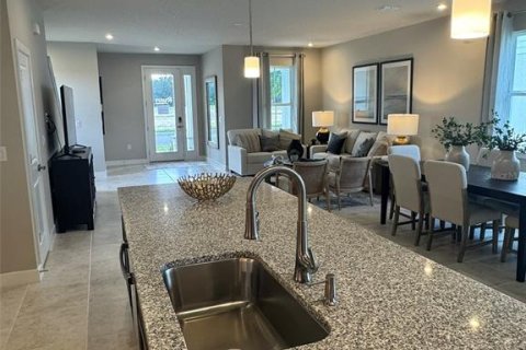 Villa ou maison à vendre à Auburndale, Floride: 3 chambres, 176.42 m2 № 2147883 - photo 4