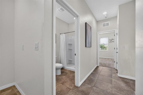 House in Palmetto, Florida 4 bedrooms, 298.49 sq.m. № 2204215 - photo 20