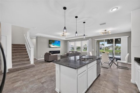 House in Palmetto, Florida 4 bedrooms, 298.49 sq.m. № 2204215 - photo 18