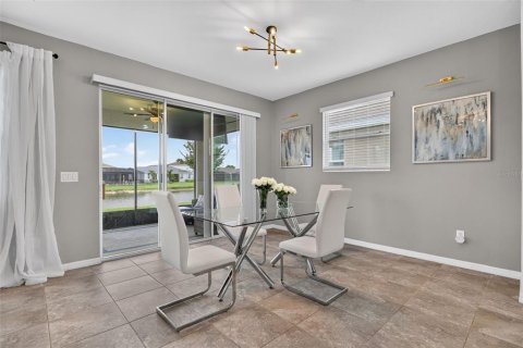 House in Palmetto, Florida 4 bedrooms, 298.49 sq.m. № 2204215 - photo 14
