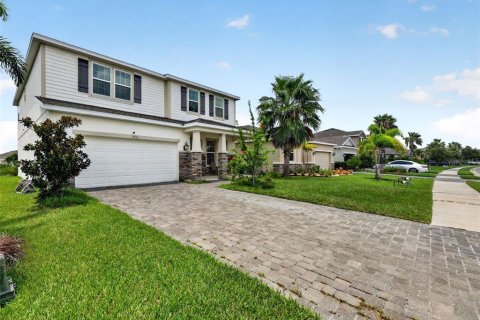 House in Palmetto, Florida 4 bedrooms, 298.49 sq.m. № 2204215 - photo 2
