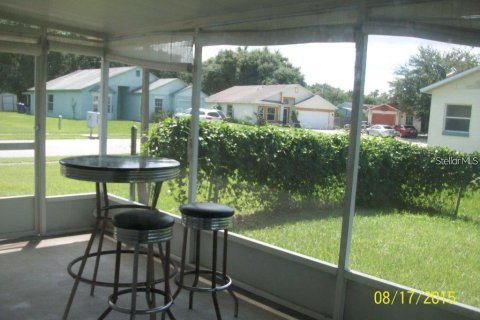 Villa ou maison à louer à Kissimmee, Floride: 3 chambres, 124.95 m2 № 2423863 - photo 10