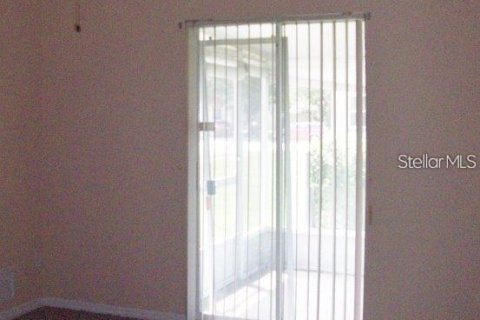 Villa ou maison à louer à Kissimmee, Floride: 3 chambres, 124.95 m2 № 2423863 - photo 6
