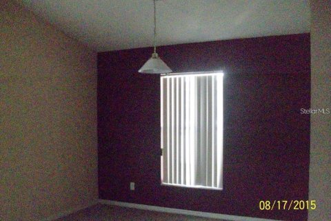 Villa ou maison à louer à Kissimmee, Floride: 3 chambres, 124.95 m2 № 2423863 - photo 5