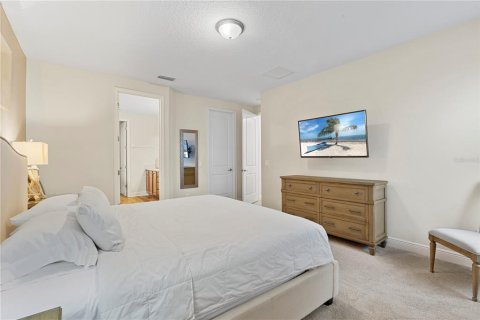 House in Kissimmee, Florida 5 bedrooms, 273.6 sq.m. № 1681738 - photo 29